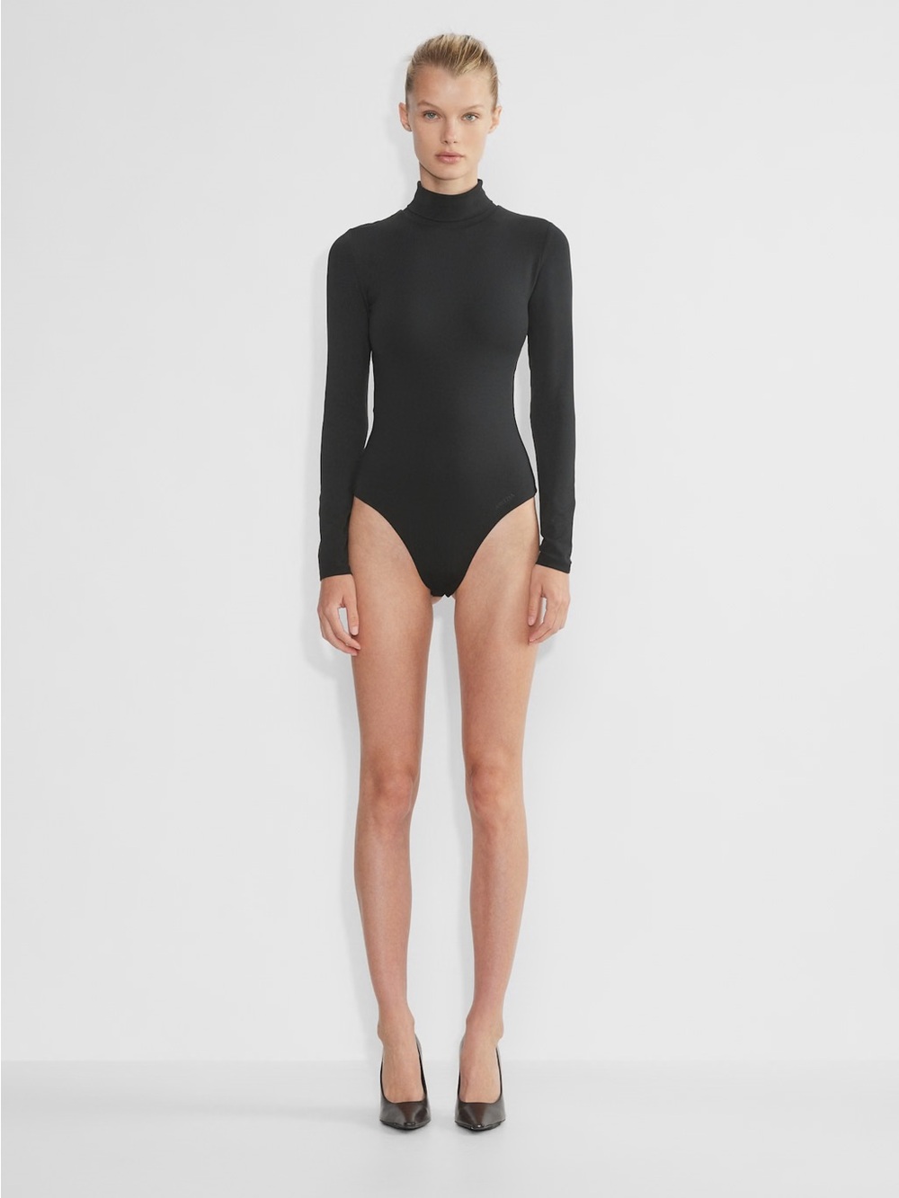 Aritzia Original Contour Turtleneck Bodysuit Size XS